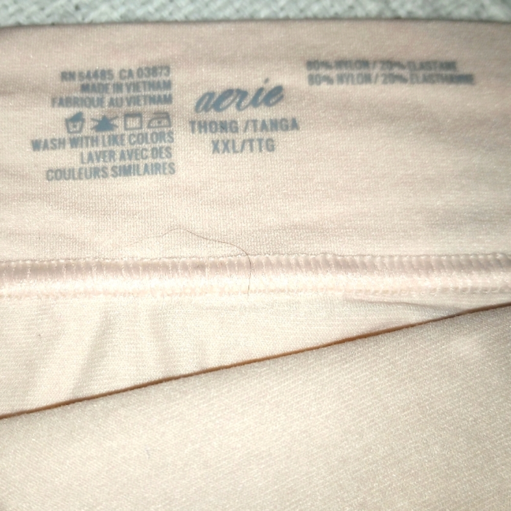 **NWOT PRETTY PALE PINK THONGS AERIE XXL - Picture 2 of 6